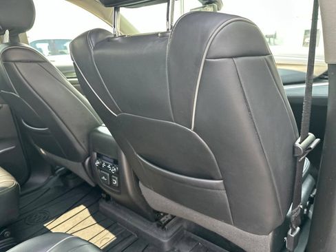 Used 2021 Buick Enclave Avenir w/ Avenir Technology Package AWD/4WD image 50