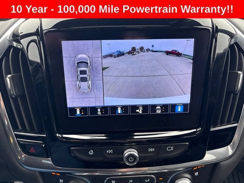 Used 2023 Chevrolet Traverse Premier AWD/4WD image 39
