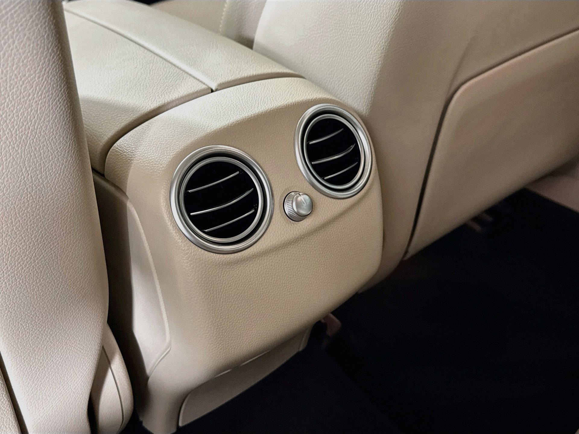 Certified 2022 Mercedes-Benz GLC 300 image 25