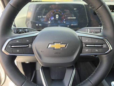 New 2026 Chevrolet Equinox LT FWD image 31