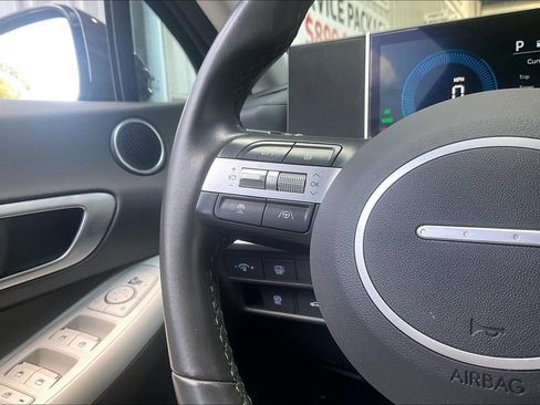 Used 2025 Hyundai Sonata SEL FWD image 8