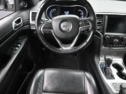 Used 2018 Jeep Grand Cherokee Limited w/ Luxury Group II AWD/4WD image 14
