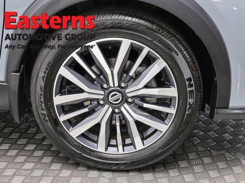 Used 2021 Nissan Kicks SV FWD image 31