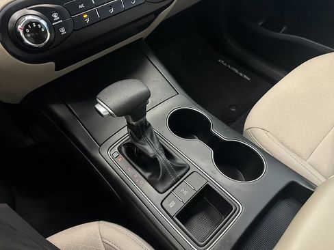 Used 2019 Kia Sorento AWD image 7