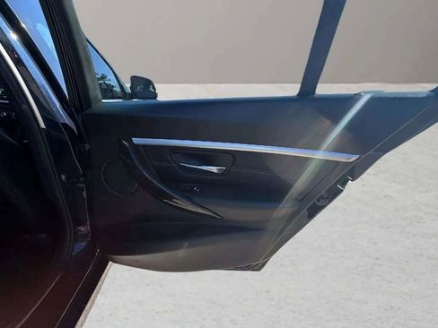 Used 2017 BMW 330i xDrive Sedan image 13