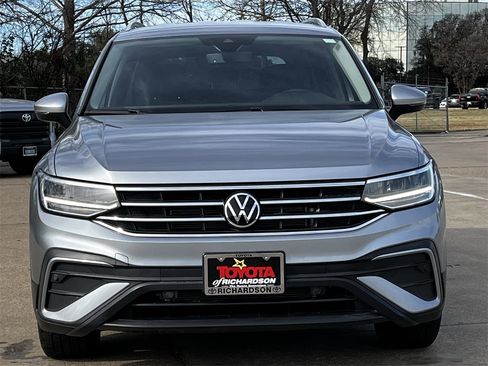 Used 2024 Volkswagen Tiguan SE image 7
