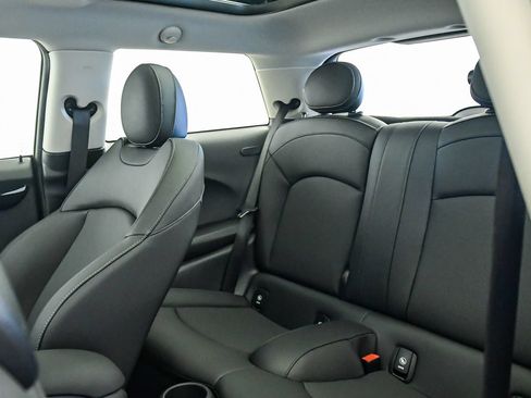 Certified 2024 MINI Cooper S FWD image 19