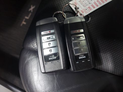 Used 2019 Acura TLX w/ Technology Package image 21