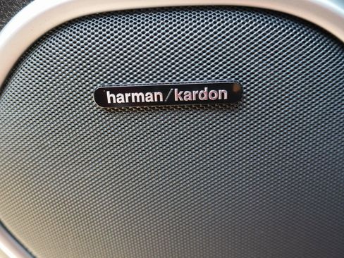 Used 2015 Jeep Grand Cherokee SRT w/ Luxury Group II image 8