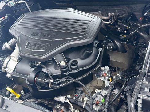 Used 2017 Cadillac XT5 Platinum image 58