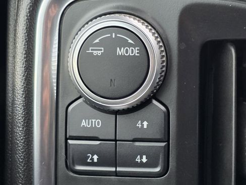Used 2020 GMC Sierra 1500 AT4 w/ AT4 Premium Package AWD/4WD image 13