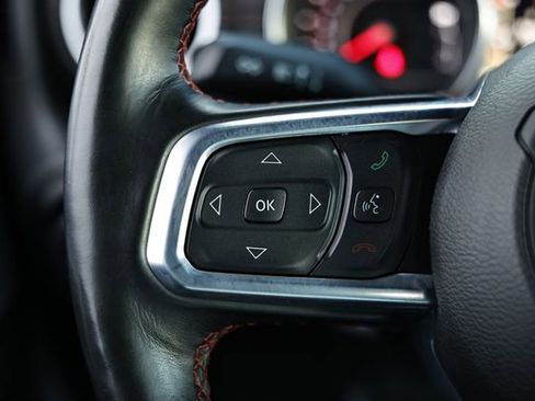 Used 2020 Jeep Wrangler Unlimited Rubicon w/ Quick Order Package 28Y Recon image 33