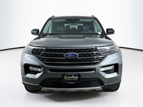 Used 2024 Ford Explorer XLT w/ Equipment Group 202A AWD/4WD image 2