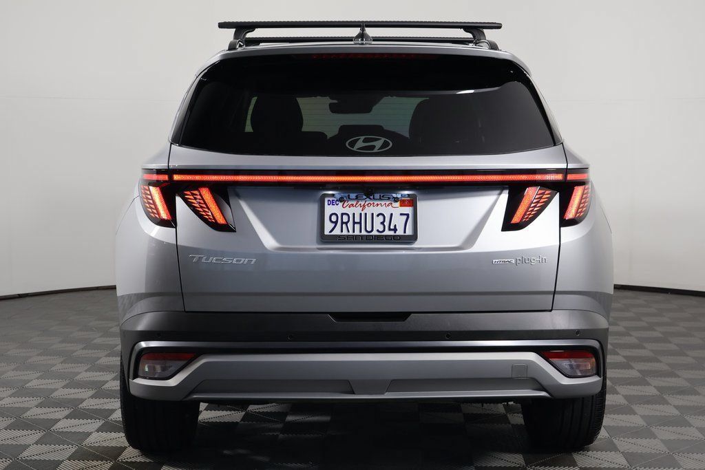 Used 2025 Hyundai Tucson Limited AWD/4WD image 5