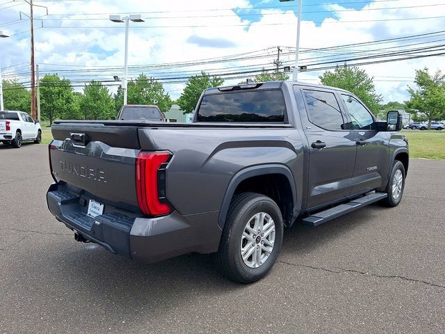 Used 2022 Toyota Tundra SR5 w/ SR5 Convenience Package AWD/4WD image 6