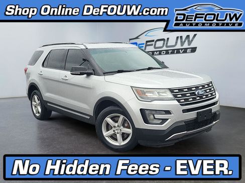 Used 2016 Ford Explorer XLT w/ Equipment Group 201A image 1