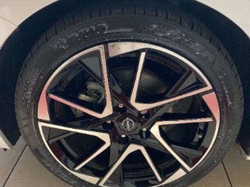 Used 2024 Nissan Sentra SR image 22