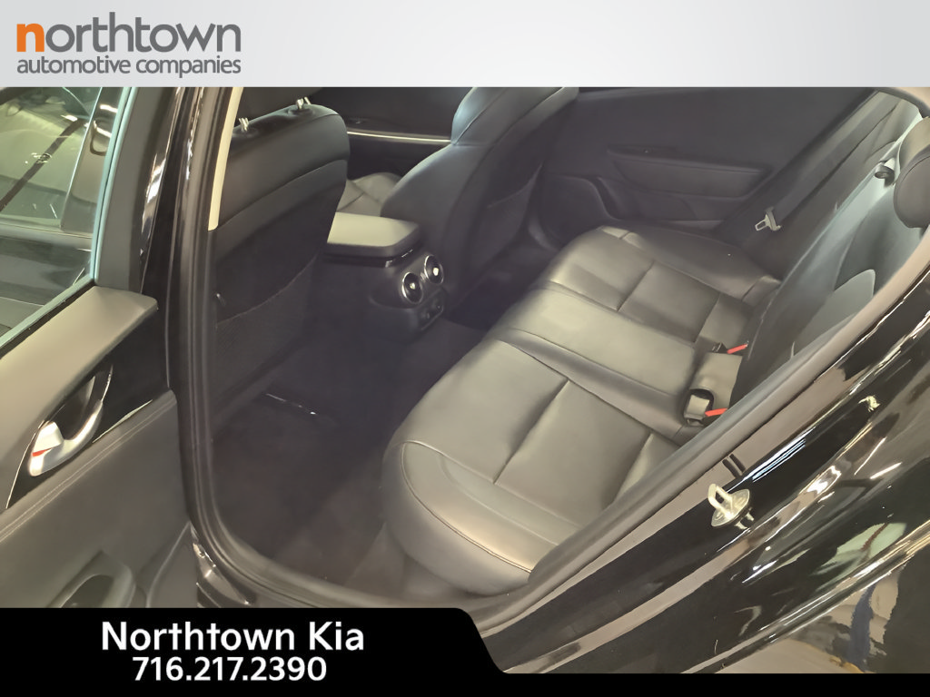 Used 2019 Kia Stinger AWD/4WD image 18