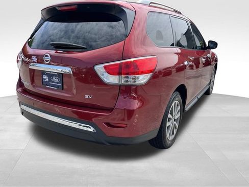 Used 2015 Nissan Pathfinder SV FWD image 3