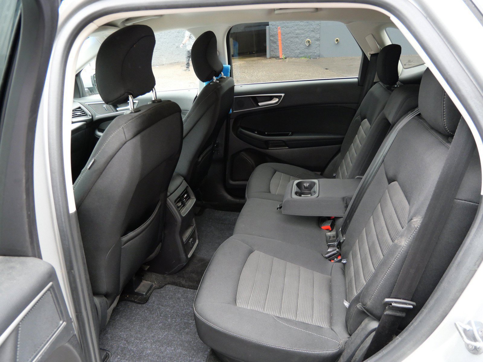 Used 2017 Ford Edge SEL AWD/4WD image 10