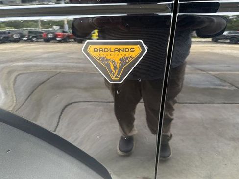 Certified 2022 Ford Bronco Badlands image 27