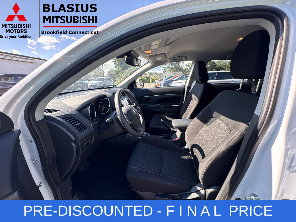 Used 2025 Mitsubishi Outlander Sport ES AWD/4WD image 16