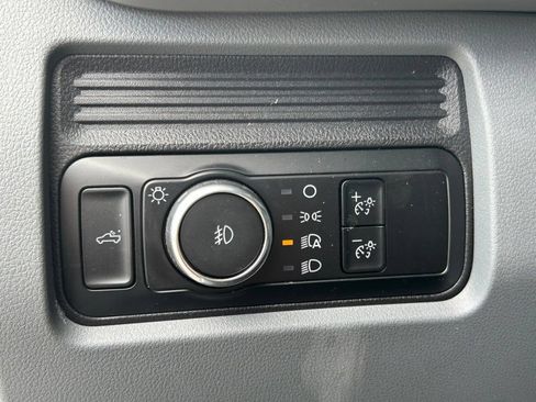 Used 2025 Ford F350 XLT AWD/4WD image 22