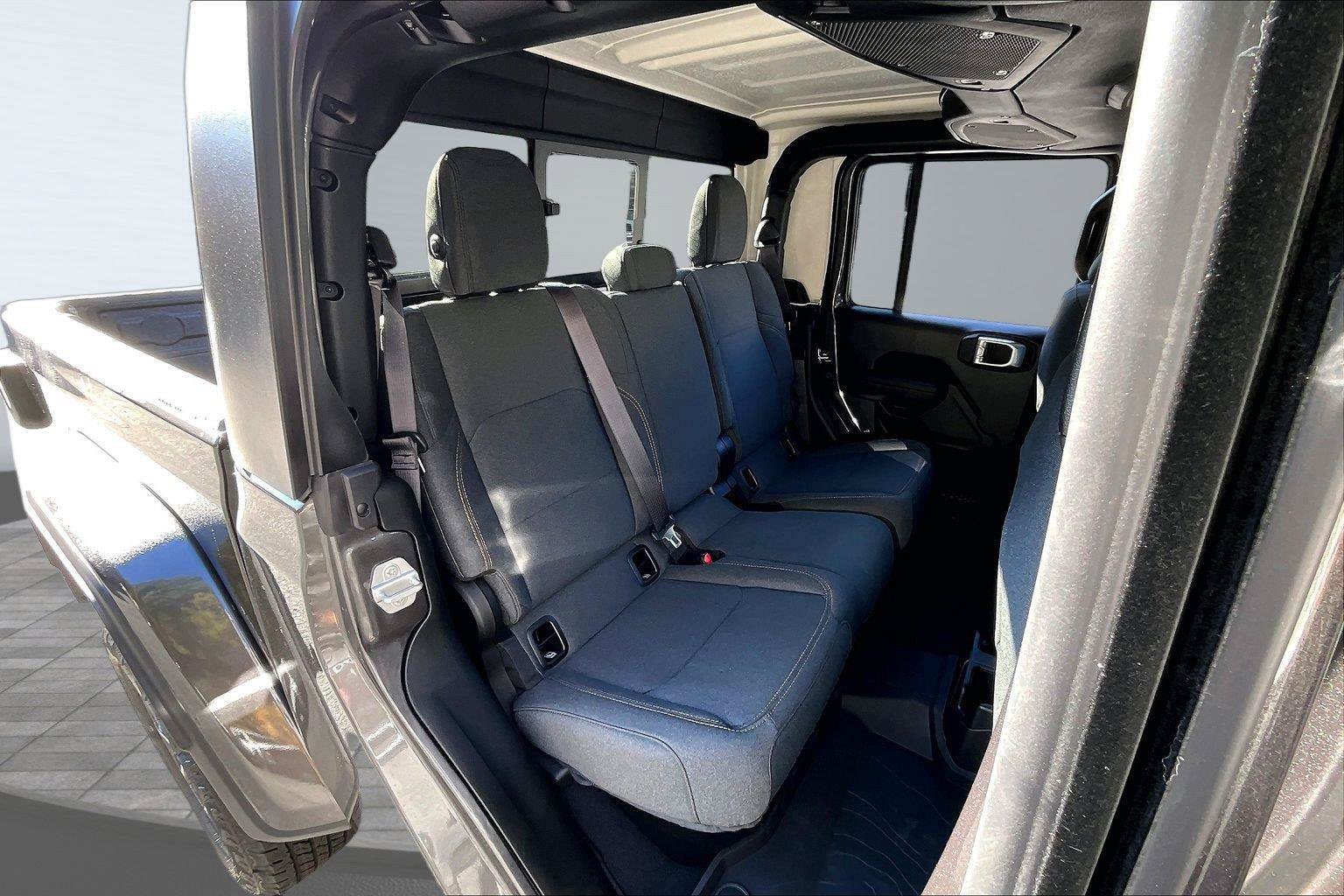 New 2027 Jeep Gladiator Sport AWD/4WD image 10