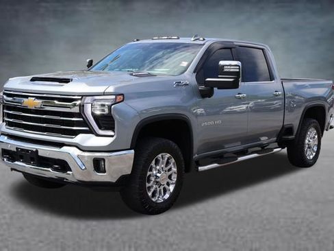 Used 2024 Chevrolet Silverado 2500 LTZ w/ LTZ Premium Package AWD/4WD image 27