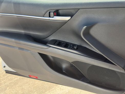 Used 2024 Toyota Camry SE FWD image 25