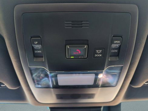 Used 2021 Lexus ES 250 w/ Premium Package image 20