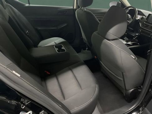 Used 2024 Nissan Altima 2.5 SV image 14