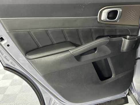 Used 2022 Kia Sorento SX image 30