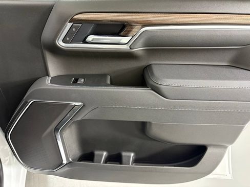 New 2026 Chevrolet Silverado 1500 RST w/ Z71 Off-Road Package AWD/4WD image 14