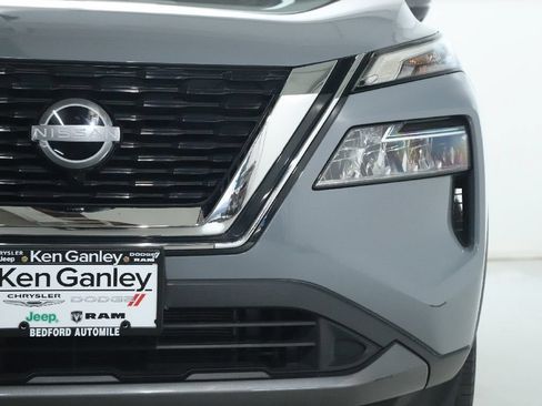 Used 2023 Nissan Rogue SL AWD/4WD image 7
