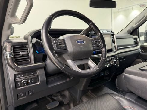 Used 2023 Ford F250 Lariat w/ FX4 Off-Road Package AWD/4WD image 17