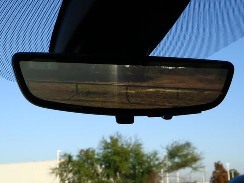 Used 2022 Chevrolet Tahoe High Country image 28