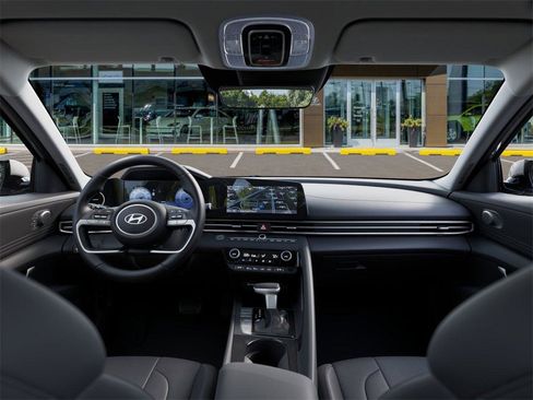 New 2026 Hyundai Elantra Limited image 11