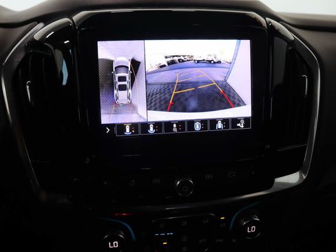 Used 2021 Chevrolet Traverse RS FWD image 12
