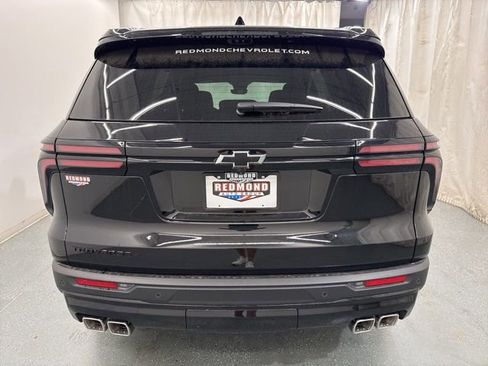 New 2026 Chevrolet Traverse LT w/ Enhanced Driving Package FWD image 7