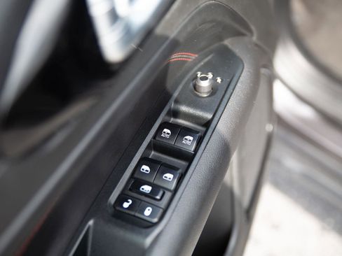 Used 2023 Jeep Compass Trailhawk AWD/4WD image 19