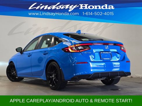 Used 2023 Honda Civic Sport image 4