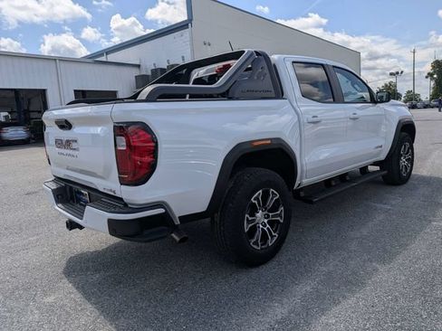 Used 2025 GMC Canyon AT4 w/ AT4 Premium Package AWD/4WD image 3
