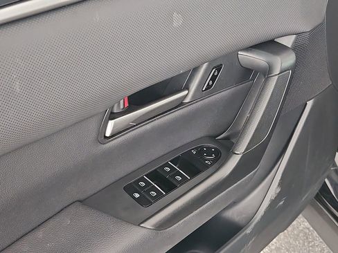 Used 2025 MAZDA CX-50 AWD 2.5 S w/ Select Package image 28