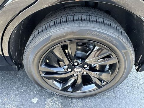 Certified 2025 Buick Encore GX Sport Touring w/ Comfort Package FWD image 31