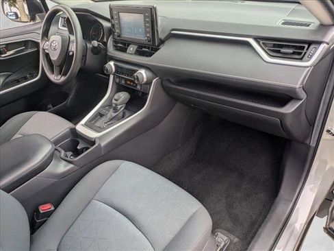Used 2019 Toyota RAV4 XLE image 20