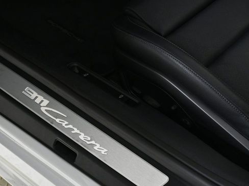 Used 2023 Porsche 911 Carrera image 25
