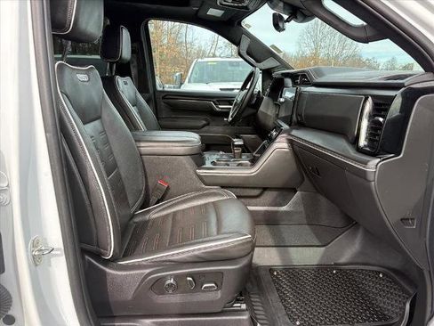 Certified 2024 GMC Sierra 1500 AT4X image 7