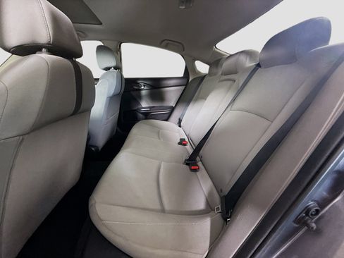 Used 2018 Honda Civic EX image 25