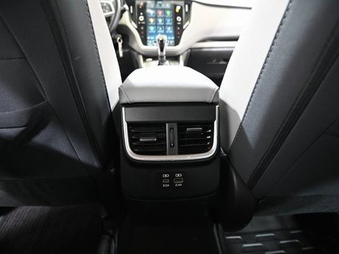 Used 2023 Subaru Legacy Premium image 26